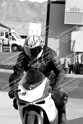 media/Nov-28-2022-Moto Forza (Mon) [[c5a51e62ca]]/Around the Pits/